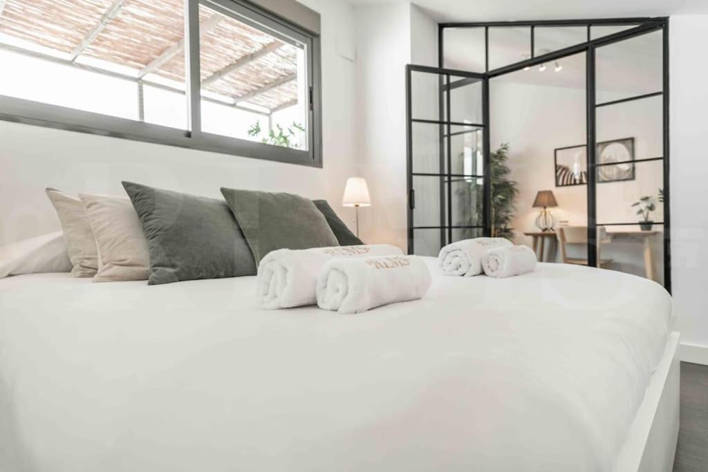 Bright Spacious Duplex With Terrace By Rems * Málaga