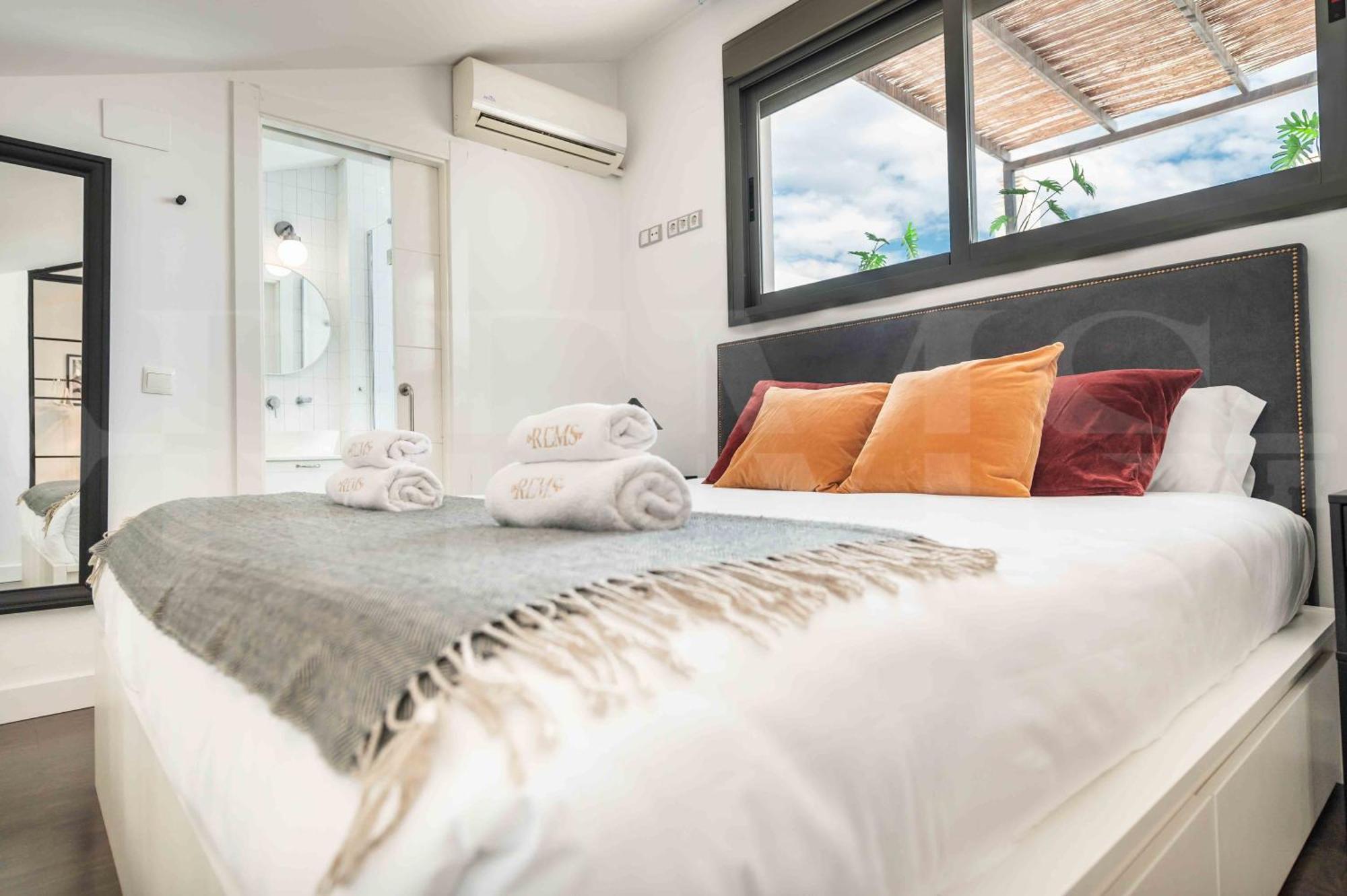 Apartamento Bright Spacious Duplex With Terrace By Rems