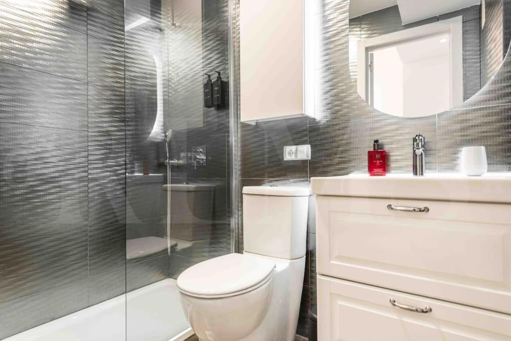 Appartamento Bright Spacious Duplex With Terrace By Rems *